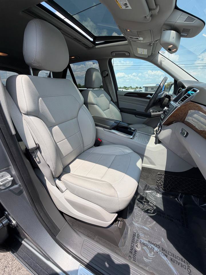 Used 2015 Mercedes-Benz ML 350 4MATIC image 47