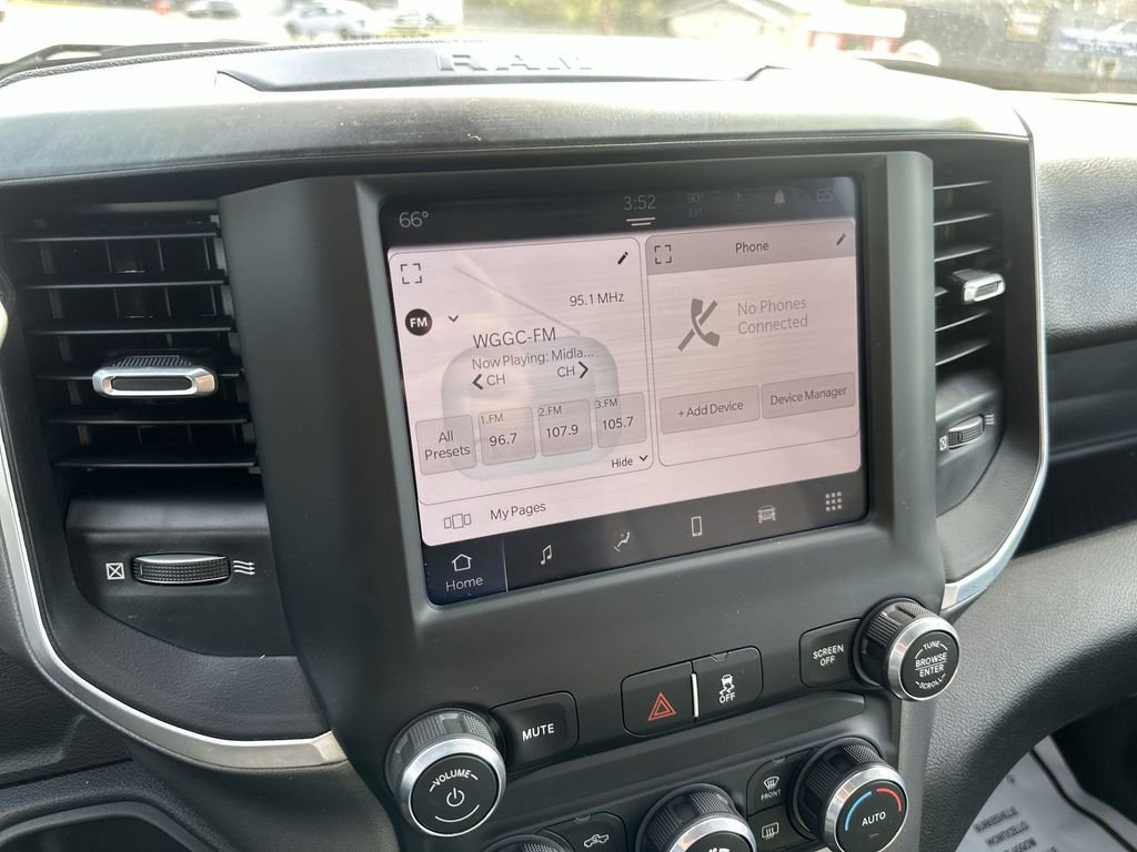 Used 2024 RAM 5500 SLT w/ Quick Order Package 2YG SLT AWD/4WD image 16