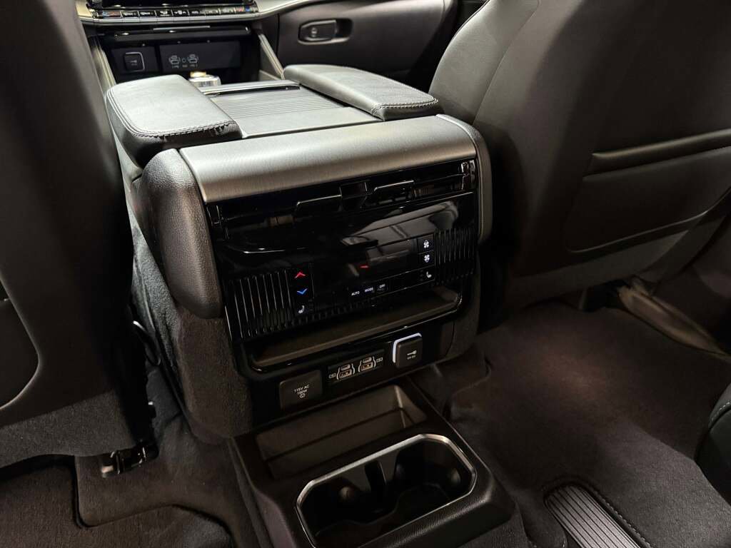 New 2026 Jeep Grand Wagoneer L Limited image 31