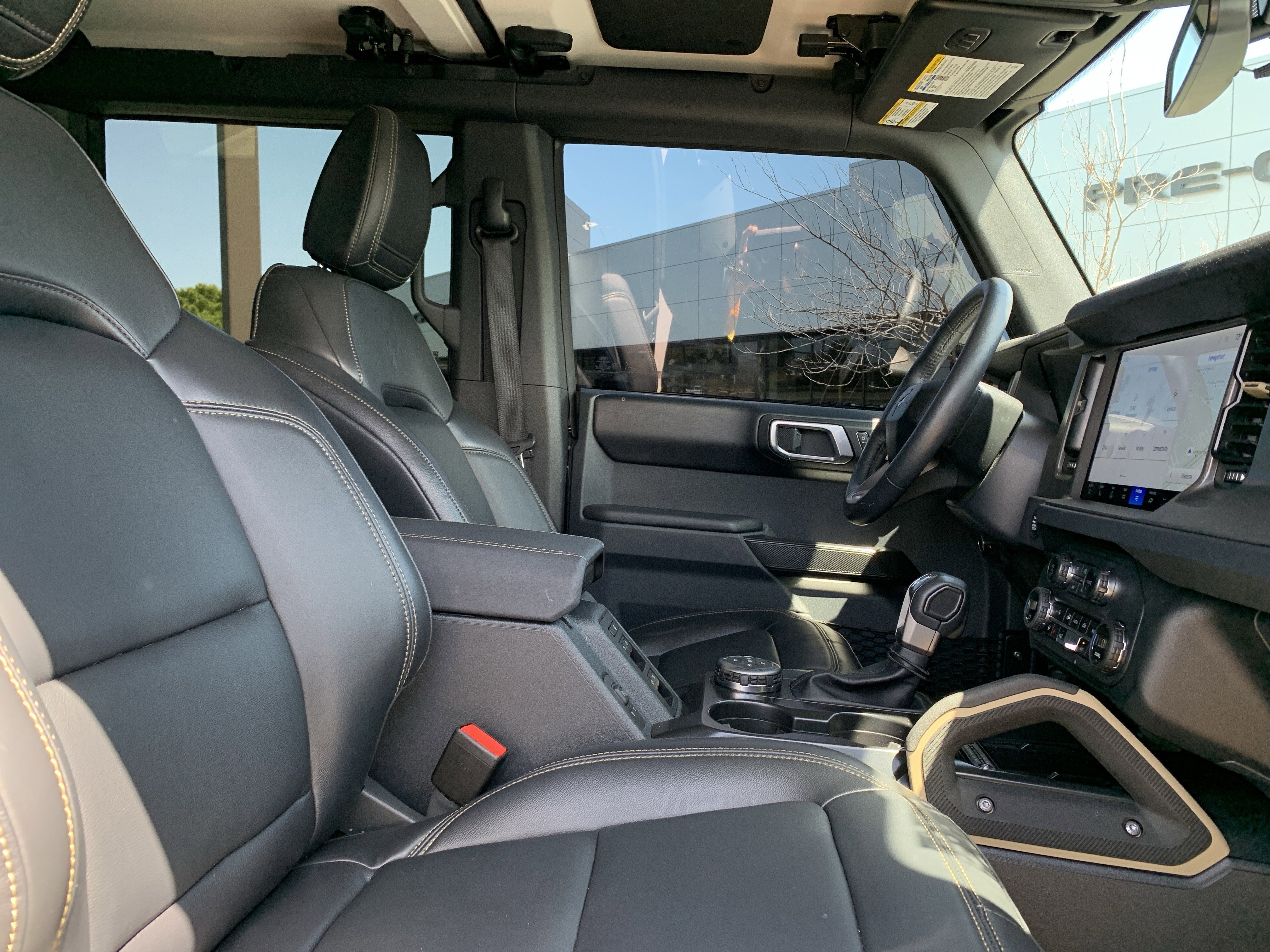 Used 2025 Ford Bronco Badlands AWD/4WD image 35