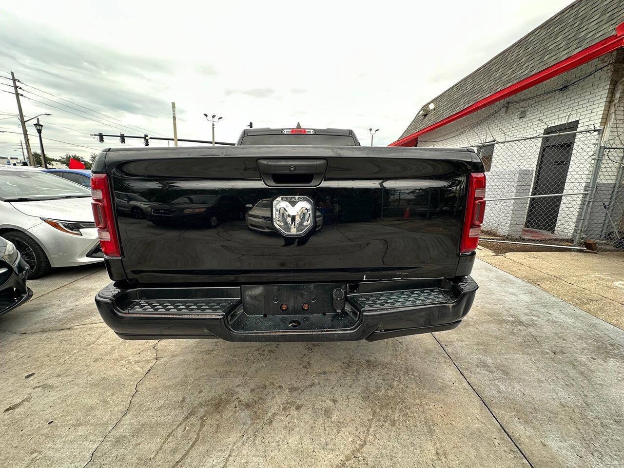 Used 2022 RAM 1500 Tradesman RWD image 5