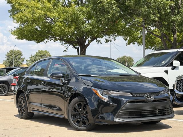 Used 2026 Toyota Corolla LE FWD image 2