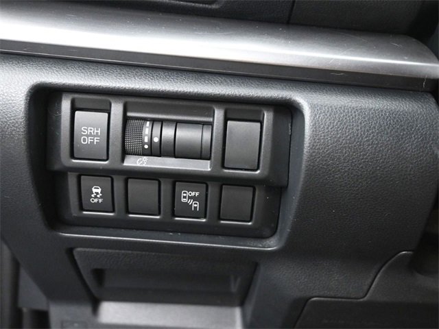 Used 2018 Subaru Crosstrek 2.0i Limited image 28