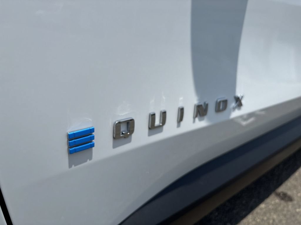 New 2026 Chevrolet Equinox EV LT AWD/4WD image 32