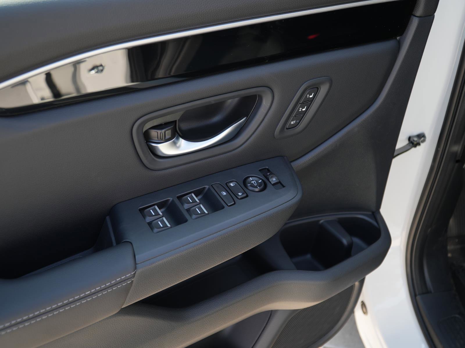 New 2025 Honda Pilot Touring image 14