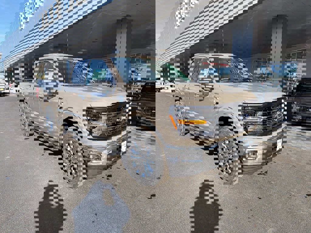 New 2026 Ford F150 XLT w/ XLT Chrome Appearance Package image 8