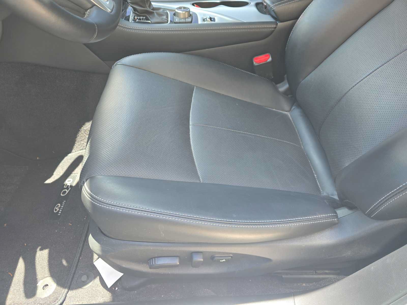 Used 2023 INFINITI Q50 Luxe w/ Cargo Package RWD image 14
