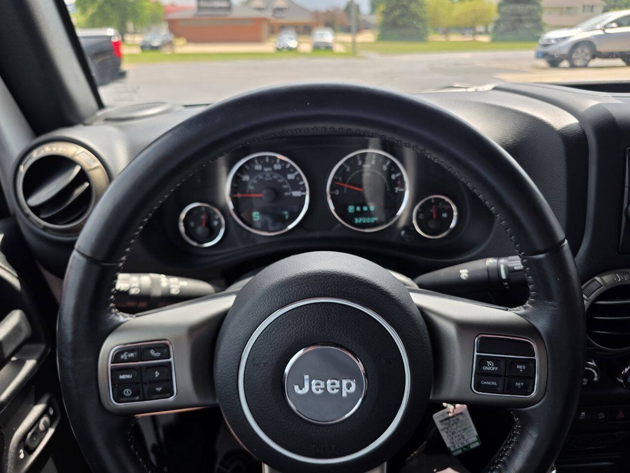Used 2018 Jeep Wrangler Sport AWD/4WD image 14
