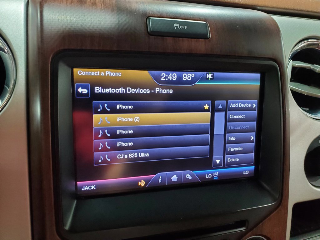 Used 2013 Ford F150 King Ranch w/ King Ranch Luxury Pkg AWD/4WD image 34