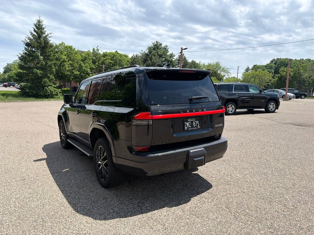 Used 2025 Lexus GX 550 w/ Accessory Package (2T) AWD/4WD image 18