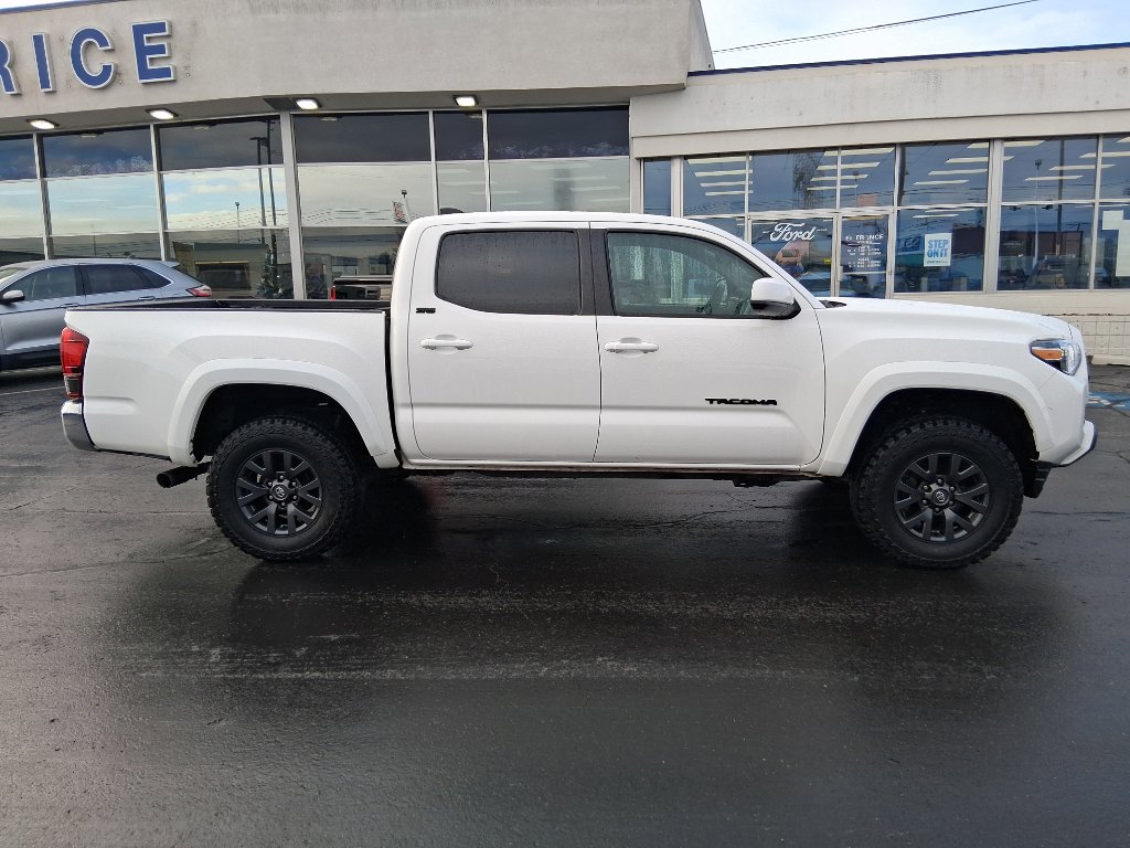 Used 2023 Toyota Tacoma SR5 image 2