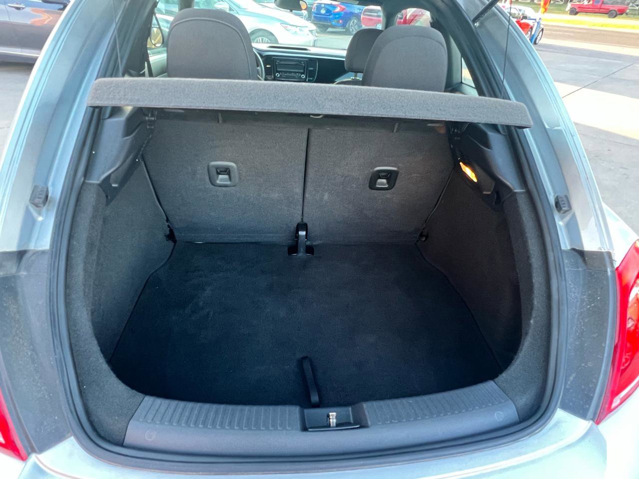 Used 2013 Volkswagen Beetle 2.5 FWD image 18
