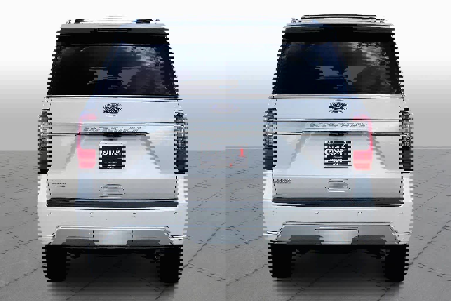 Used 2018 Ford Expedition Platinum RWD image 5