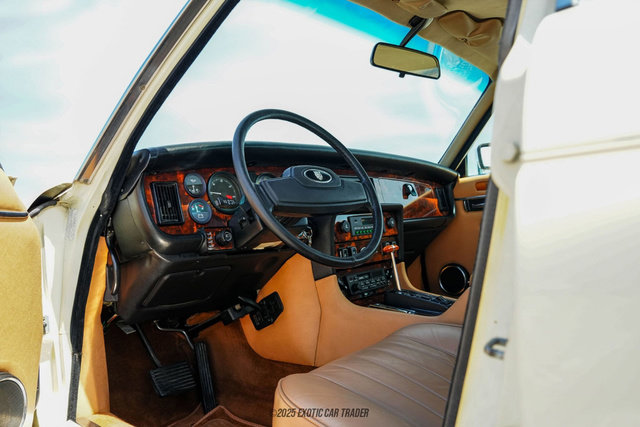 Used 1987 Jaguar XJ6 RWD image 20