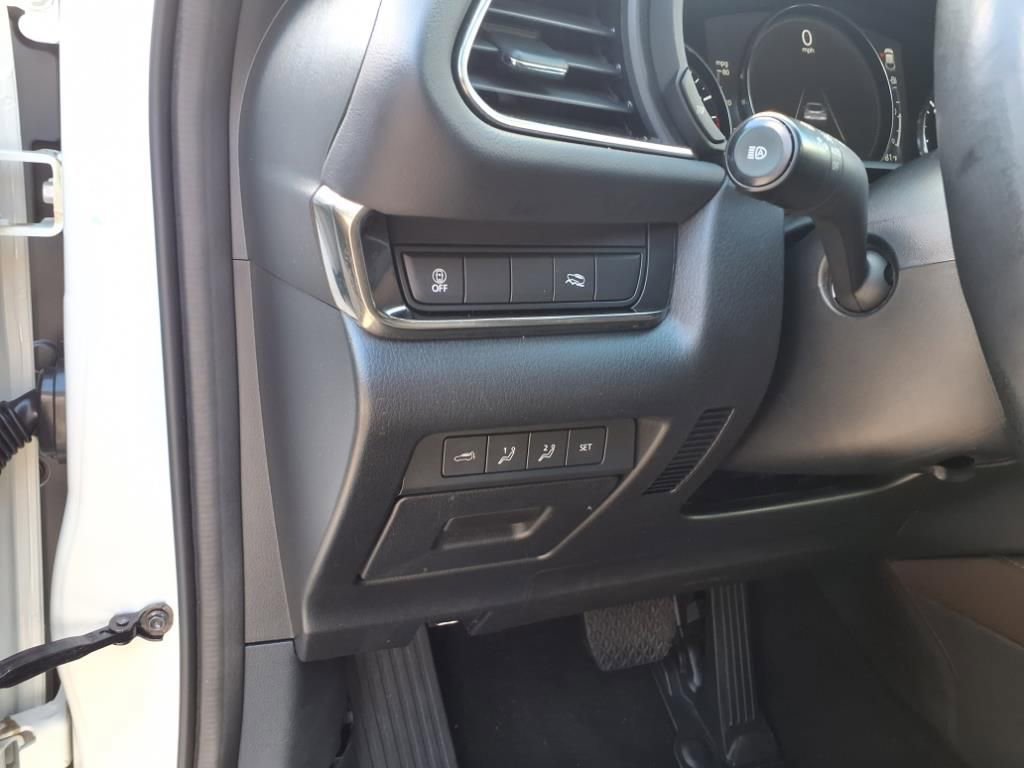 Used 2023 MAZDA CX-30 AWD 2.5 S w/ Premium Package image 18