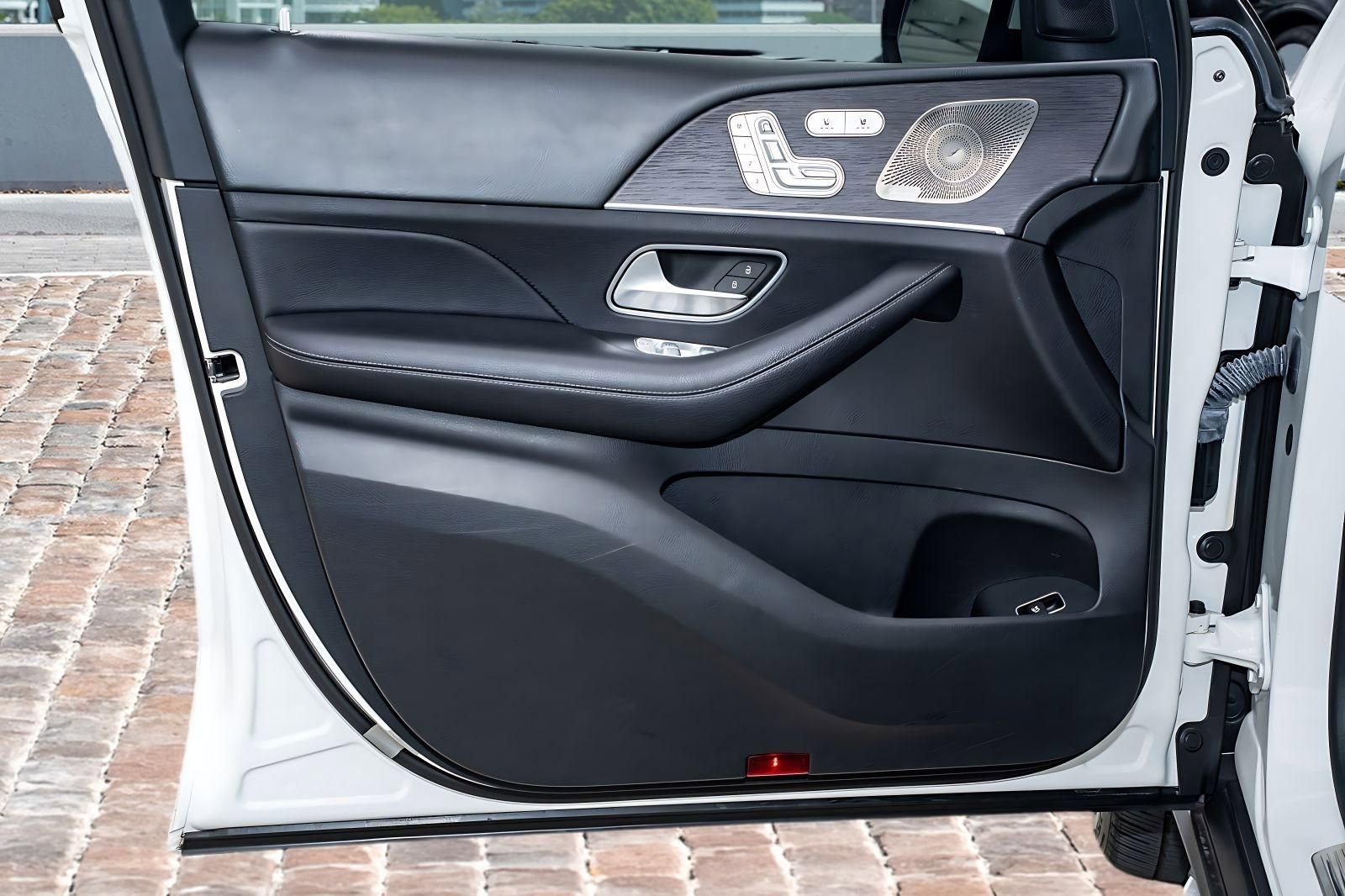 Used 2022 Mercedes-Benz GLE 350 4MATIC image 11