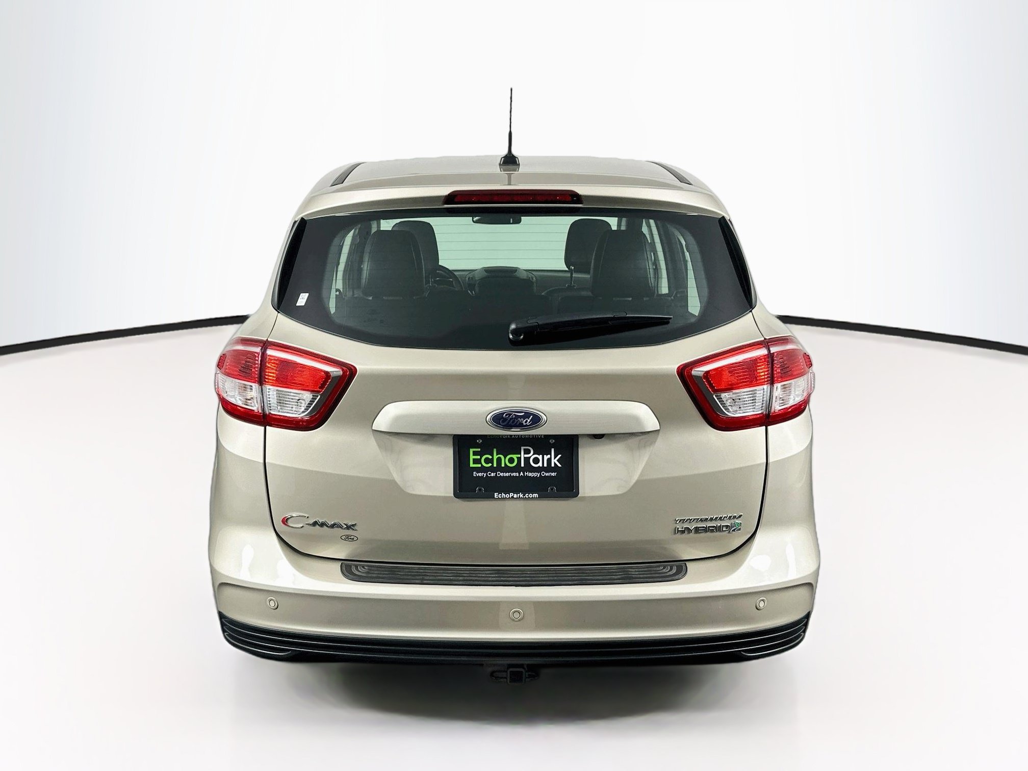 Used 2018 Ford C-MAX Titanium w/ Equipment Group 301A FWD image 7