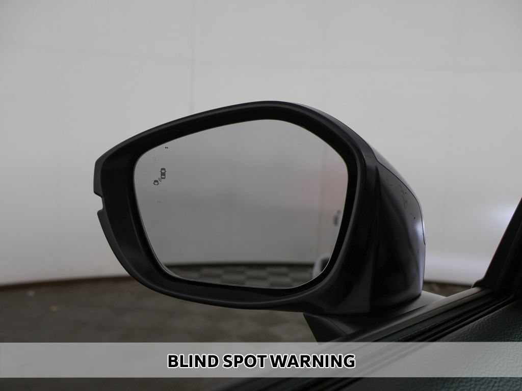 Used 2023 Honda Civic Touring image 7