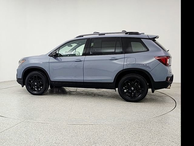 Used 2025 Honda Passport Black Edition image 7
