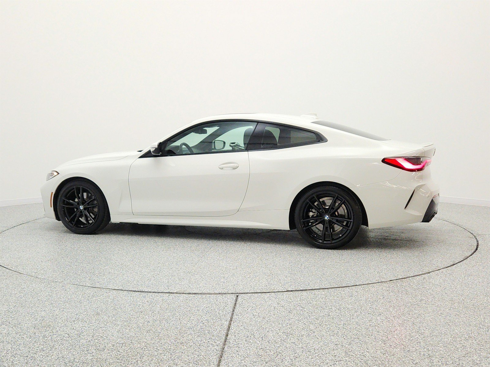 Used 2023 BMW 430i Coupe w/ M Sport Package RWD image 8