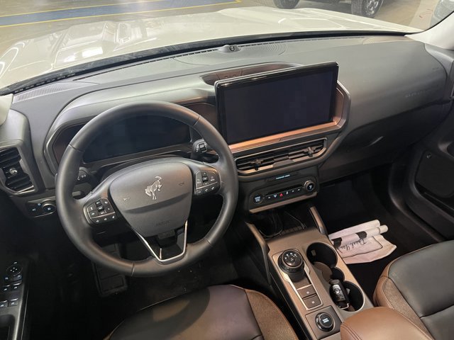 Certified 2025 Ford Bronco Sport Outer Banks w/ Outer Banks Tech Package+ AWD/4WD image 9