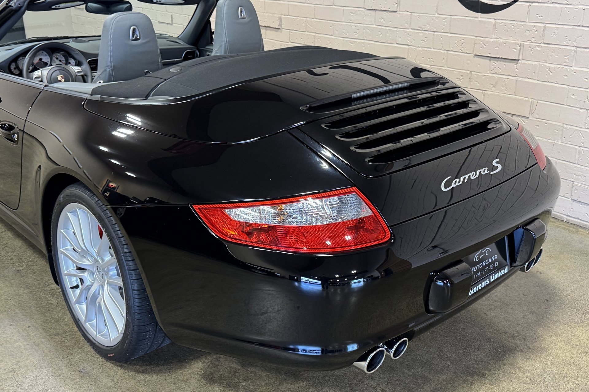 Used 2006 Porsche 911 Carrera S image 18
