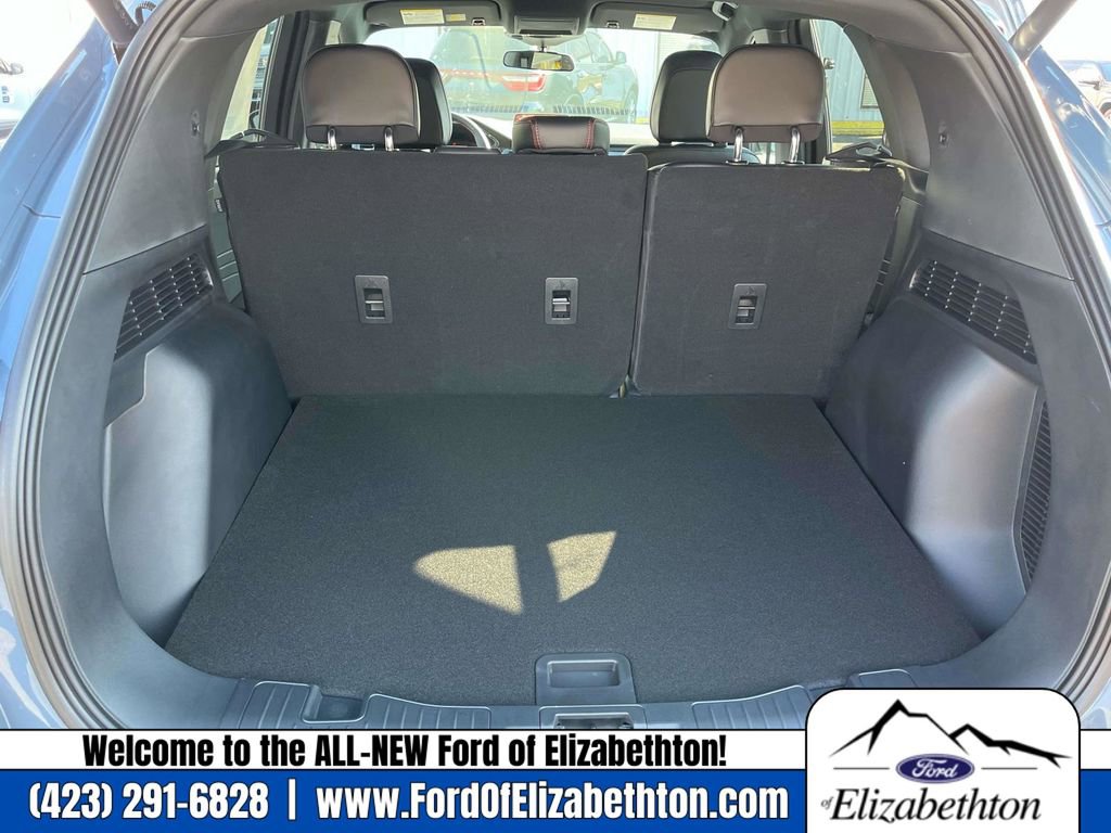New 2026 Ford Escape ST-Line image 18