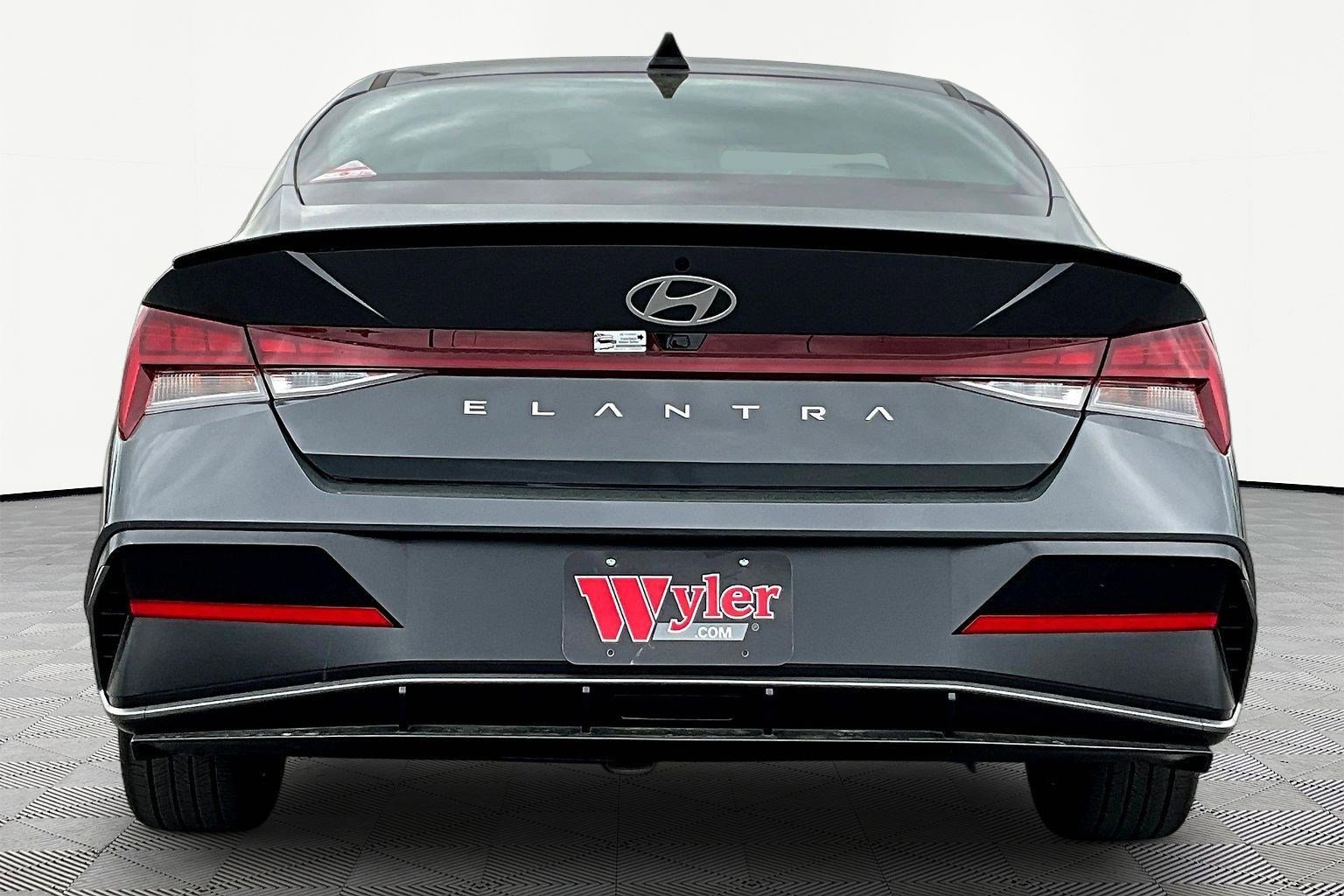 New 2026 Hyundai Elantra N Line FWD image 5