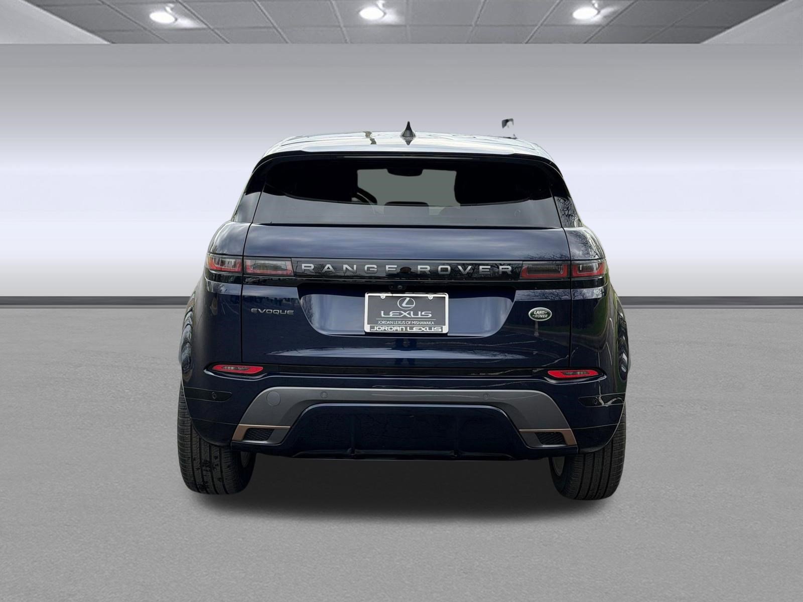 Used 2023 Land Rover Range Rover Evoque R-Dynamic S image 10