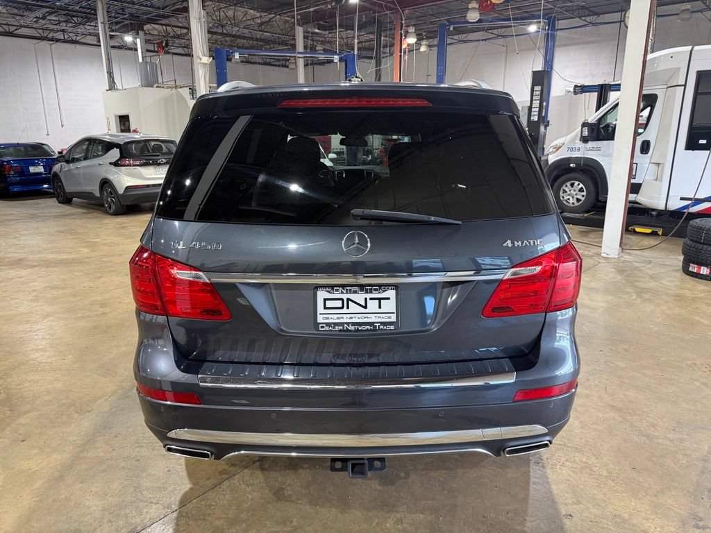 Used 2015 Mercedes-Benz GL 450 4MATIC image 3