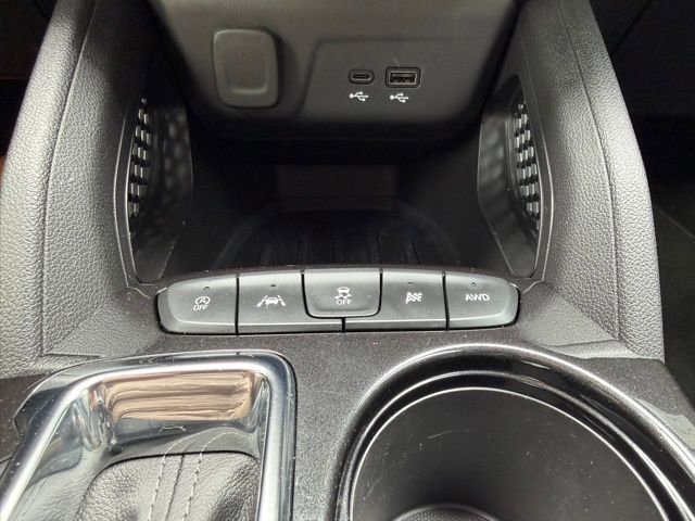 Used 2024 Chevrolet TrailBlazer LT w/ LT Cold Weather Package AWD/4WD image 19