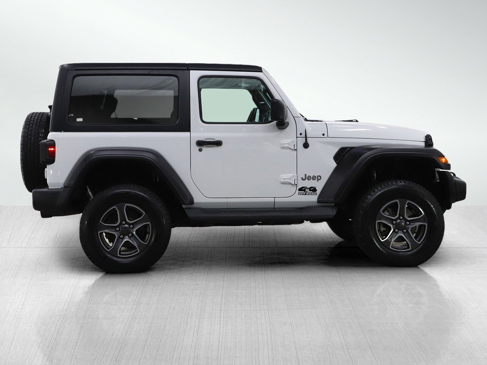 Used 2020 Jeep Wrangler Sport image 6