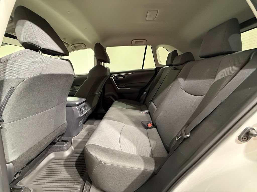 Certified 2025 Toyota RAV4 XLE AWD/4WD image 18