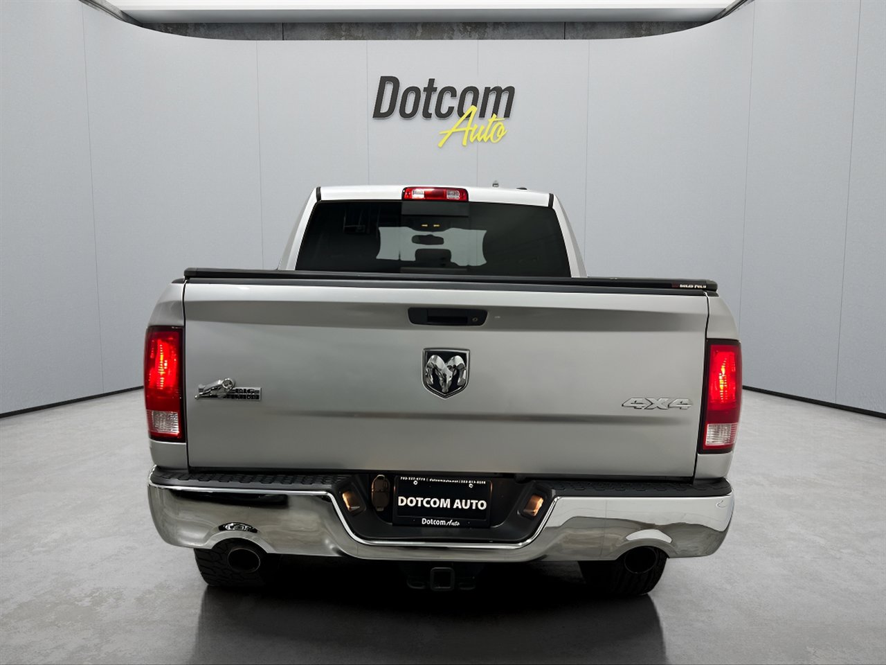 Used 2011 RAM 1500 Big Horn image 9