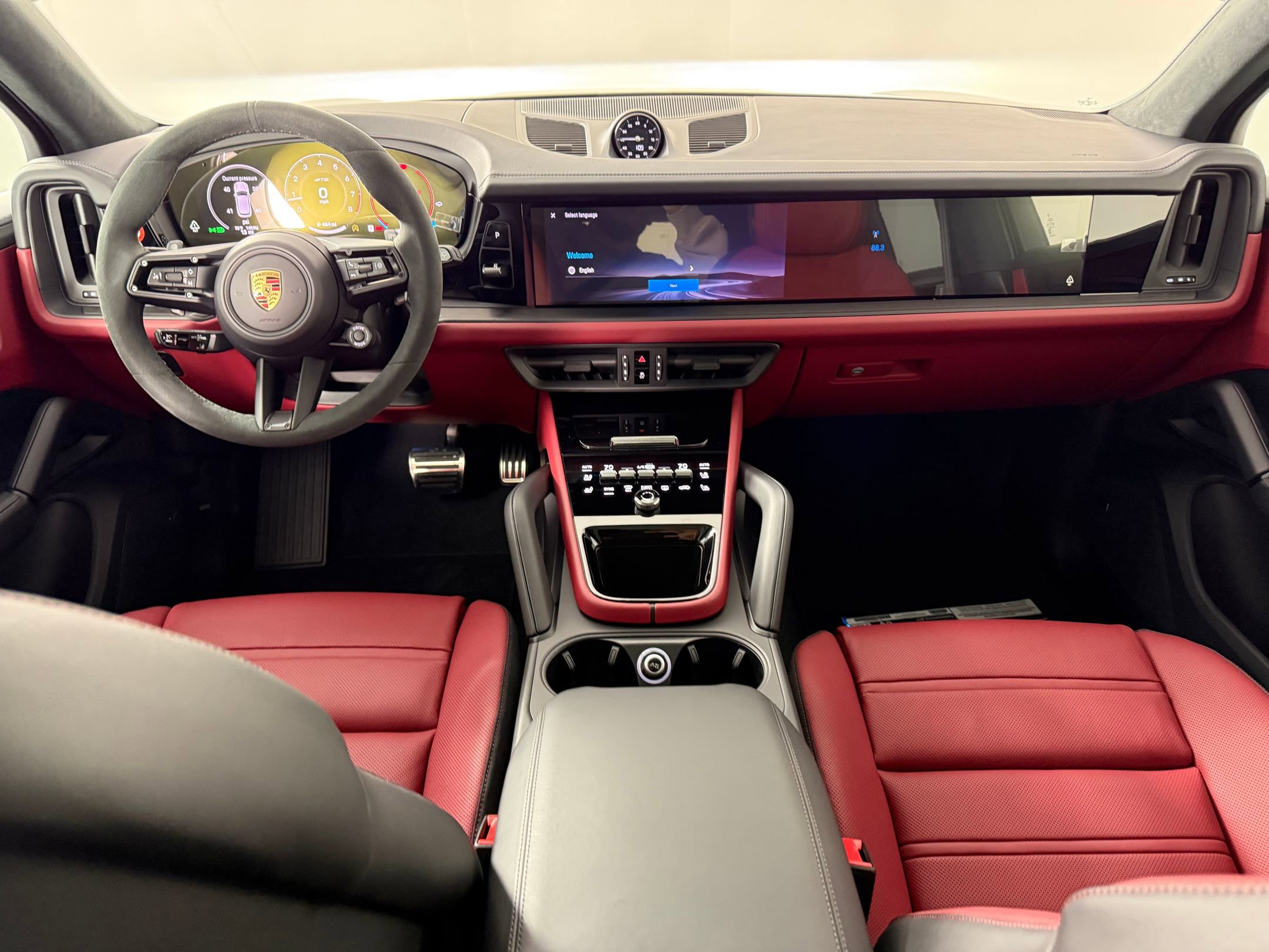 New 2026 Porsche Cayenne GTS image 20