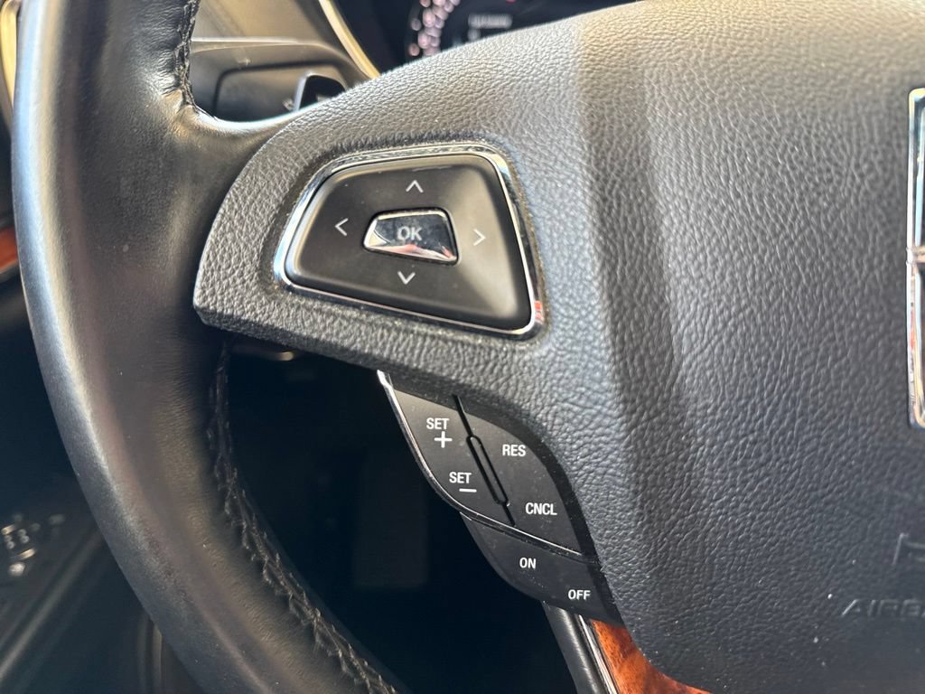 Used 2018 Lincoln MKX Select w/ Select Plus Package AWD/4WD image 15