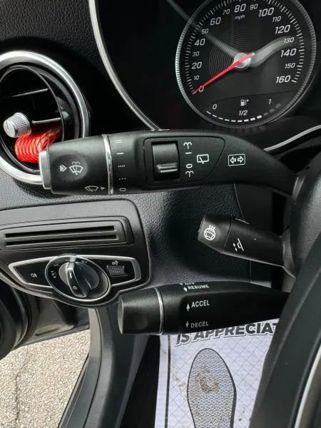 Used 2019 Mercedes-Benz GLC 300 4MATIC image 46