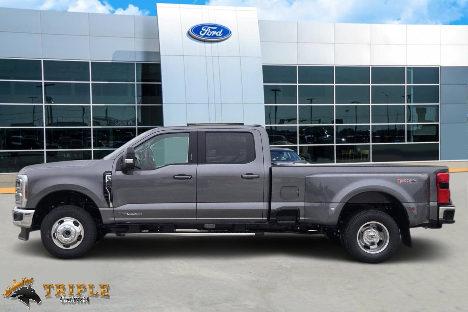 New 2026 Ford F350 Lariat w/ FX4 Off-Road Package AWD/4WD image 3