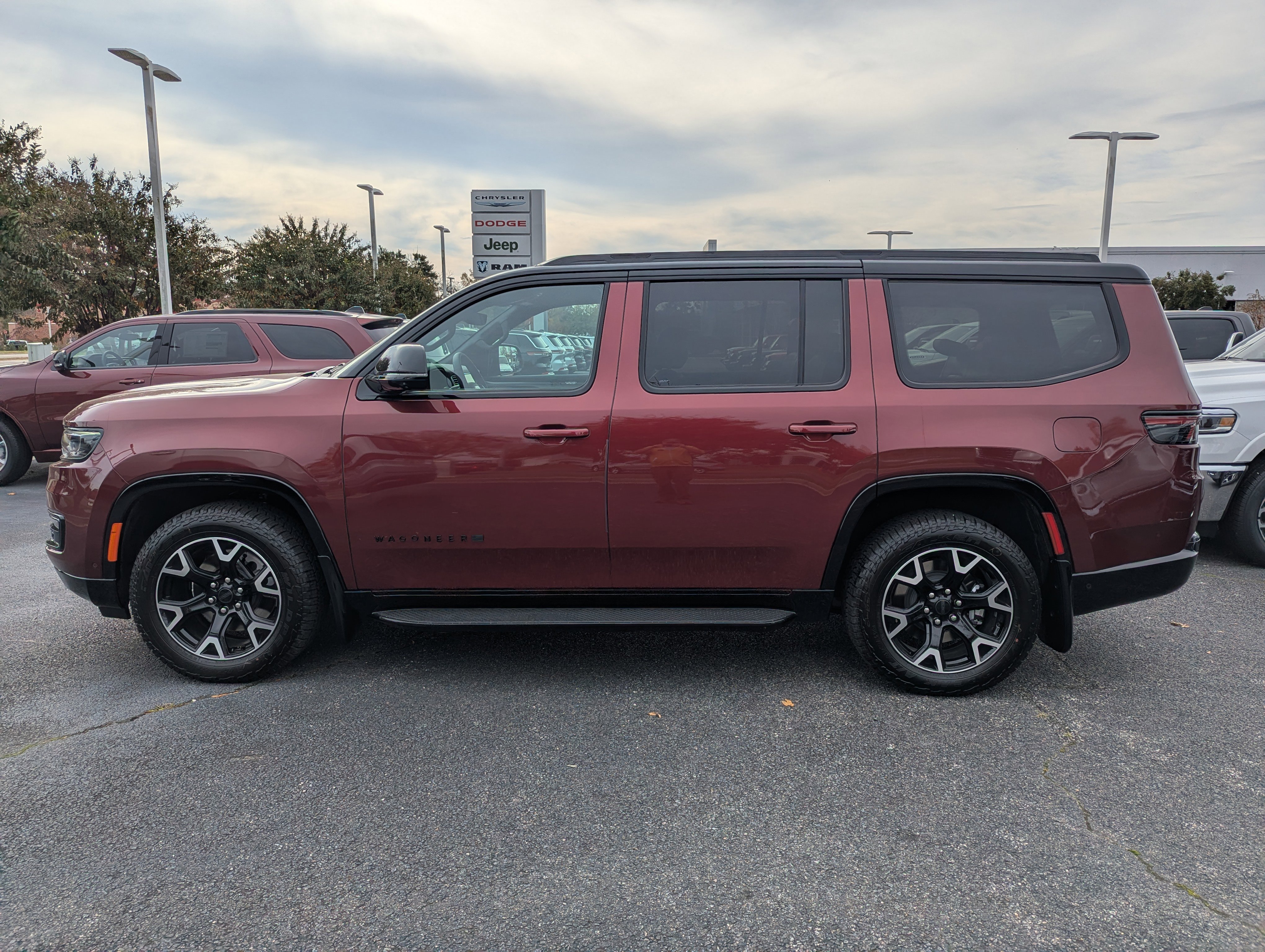 New 2025 Jeep Wagoneer Series II image 5