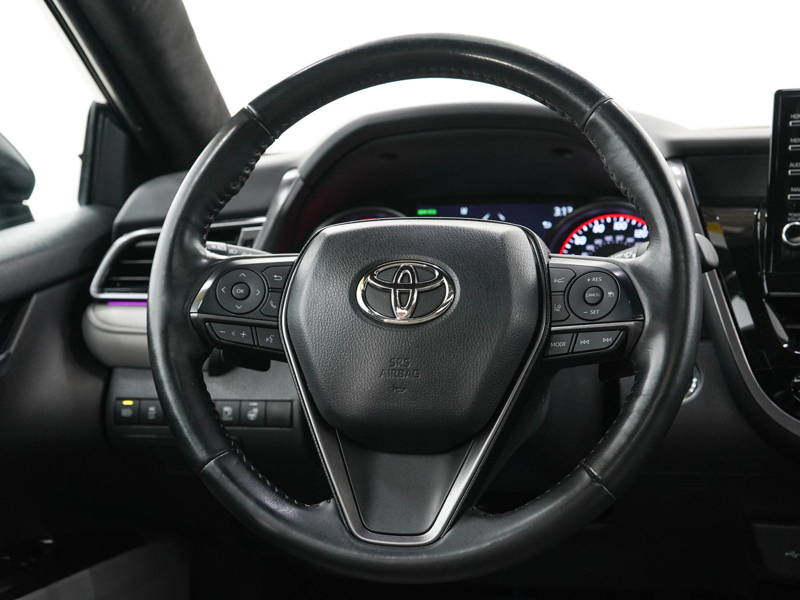 Used 2023 Toyota Camry XSE w/ Protection Package (Q2) (TMS) AWD/4WD image 16