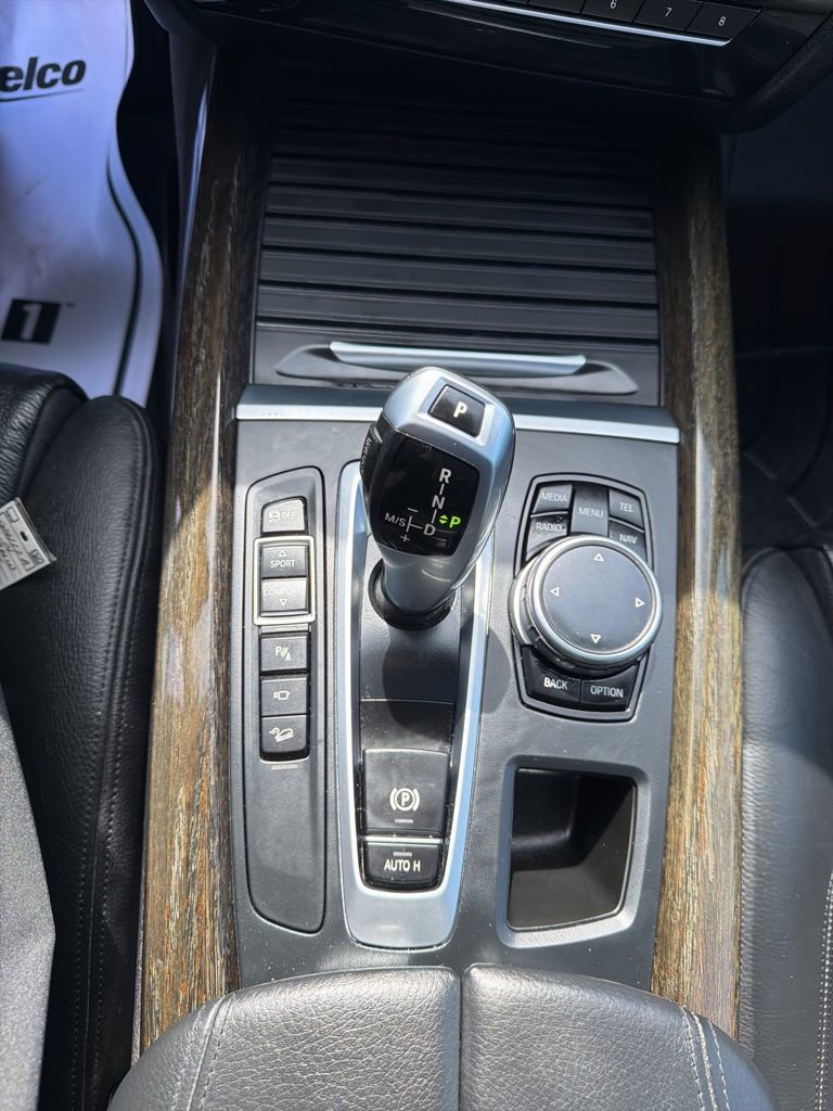 Used 2014 BMW X5 xDrive35d image 16