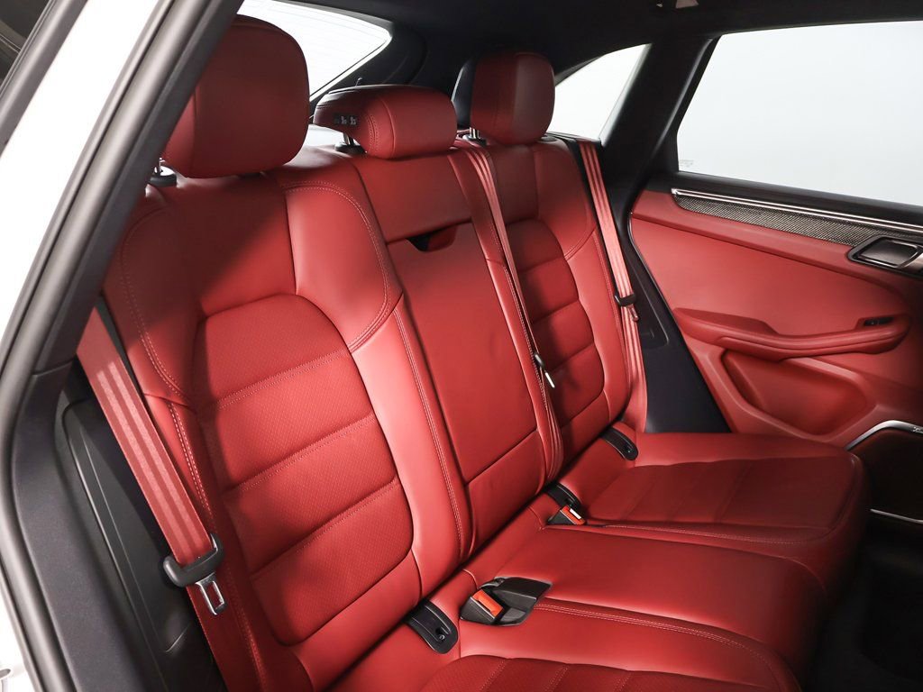 Used 2024 Porsche Macan GTS AWD/4WD image 31