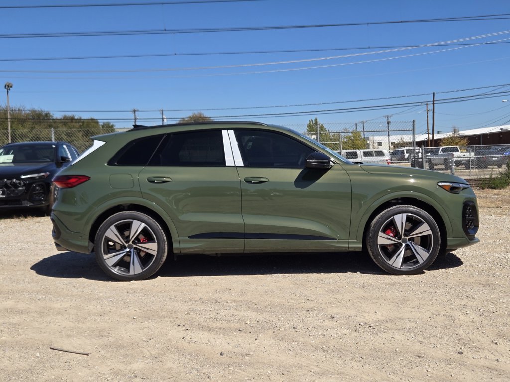 New 2026 Audi SQ5 Prestige AWD/4WD image 7
