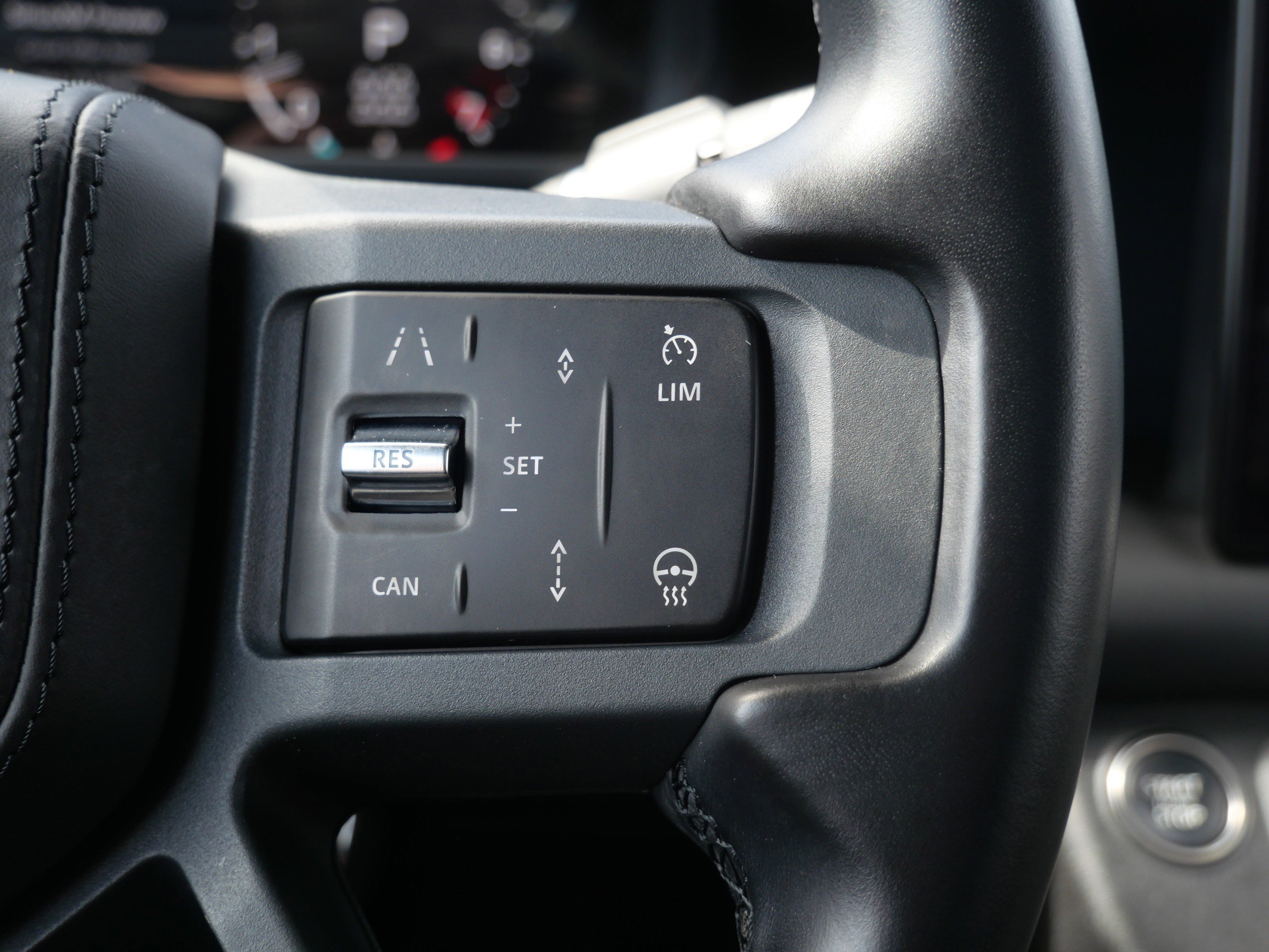 Certified 2023 Land Rover Defender 130 X AWD/4WD image 21