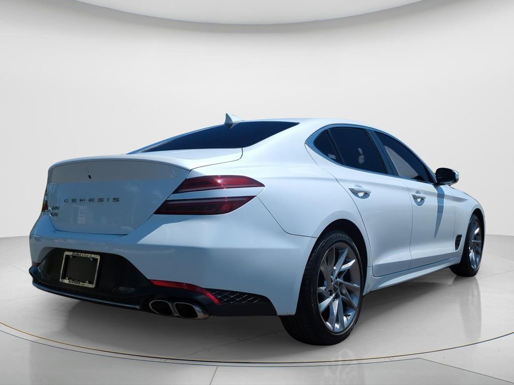 Used 2022 Genesis G70 2.0T RWD image 5