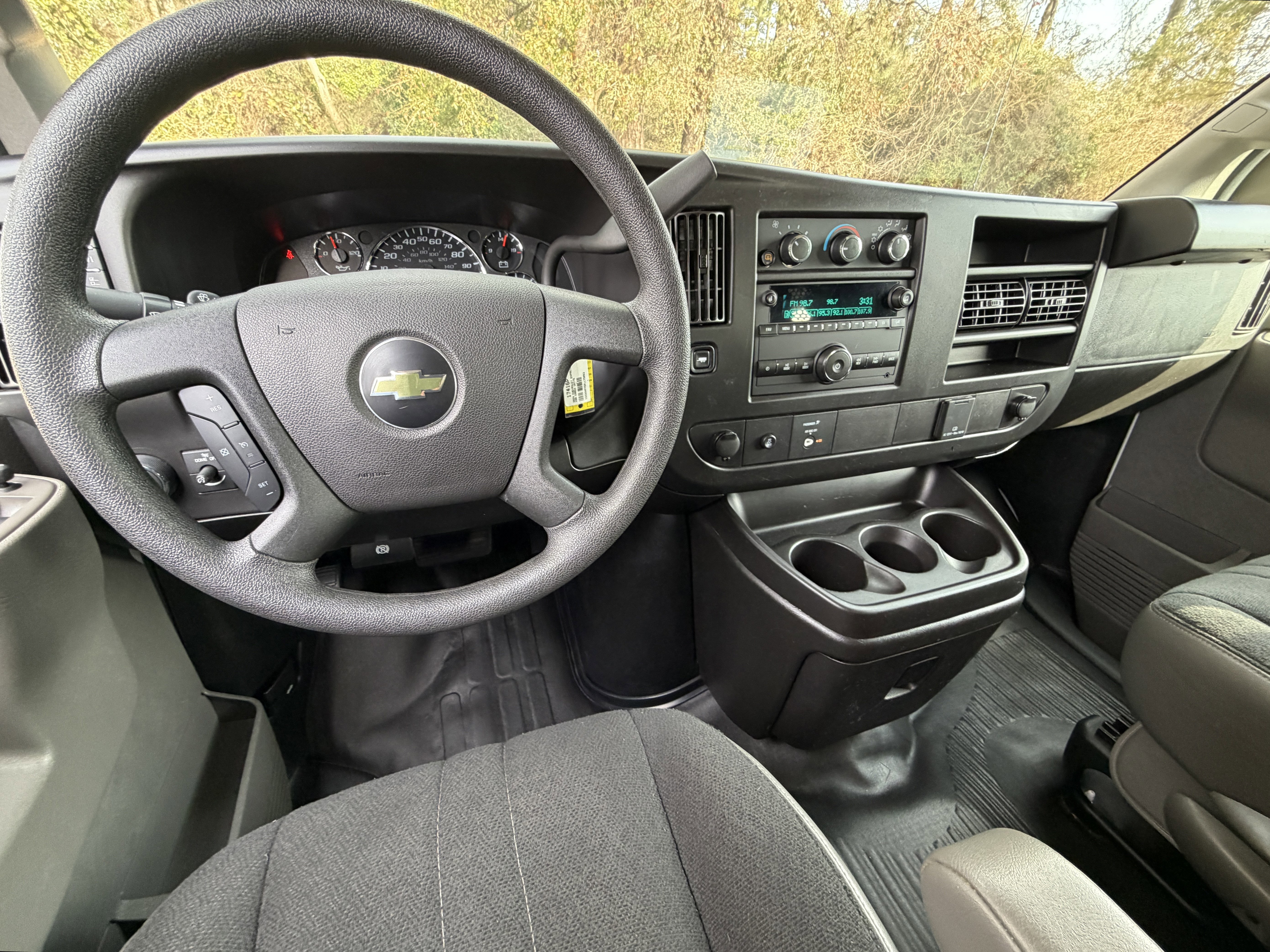 Used 2024 Chevrolet Express 2500 Work Van w/ Driver Convenience Package image 18