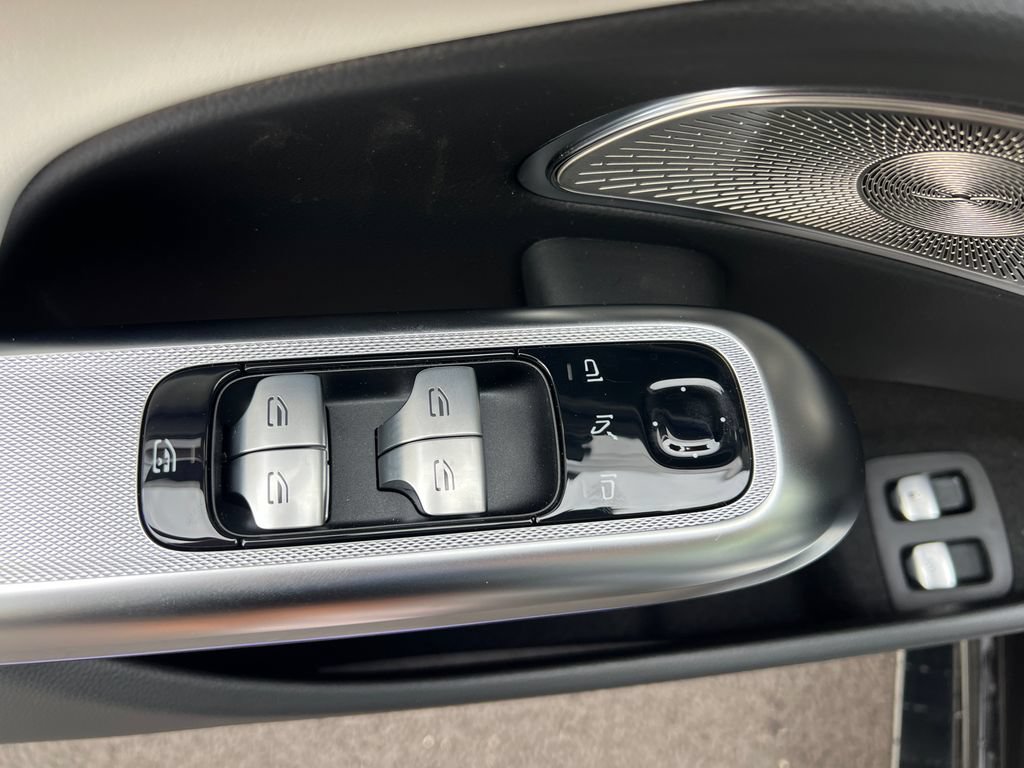 New 2027 Mercedes-Benz E 53 AMG e 4MATIC Sedan image 11