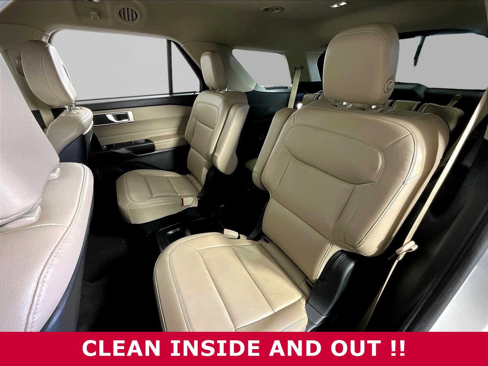 Used 2020 Ford Explorer XLT w/ Equipment Group 202A AWD/4WD image 22
