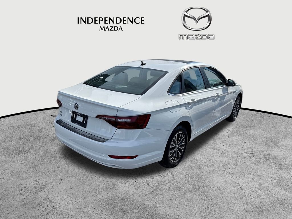 Used 2019 Volkswagen Jetta SEL image 3