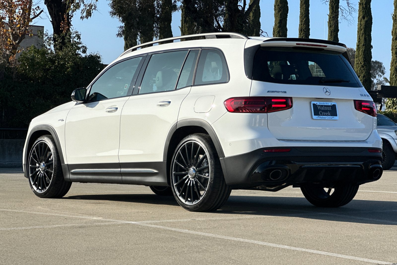 New 2026 Mercedes-Benz GLB 35 AMG 4MATIC image 3